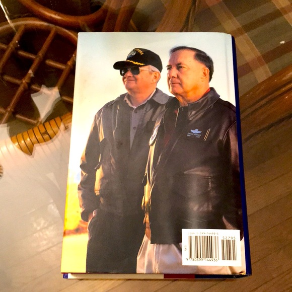 Tom Clancy Every Man A Tiger - Picture 2 of 3